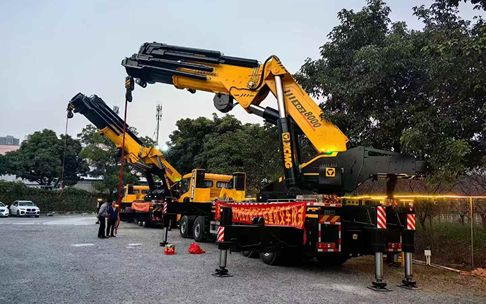 金年会折叠臂起重机批量交付东南助力桥梁建设